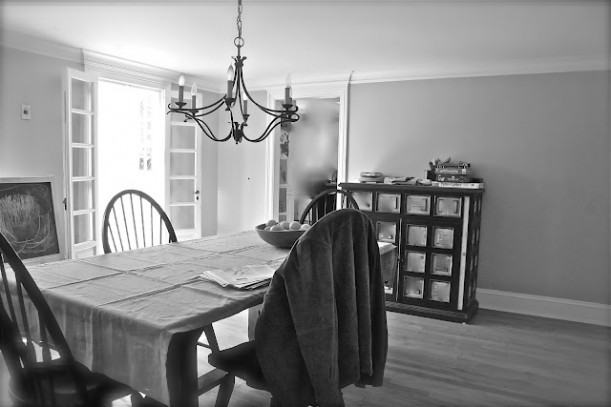 black and white photo of dining room before remodel