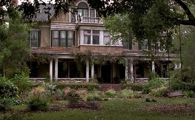 Miss Trunchbull\'s house with rundown exterior