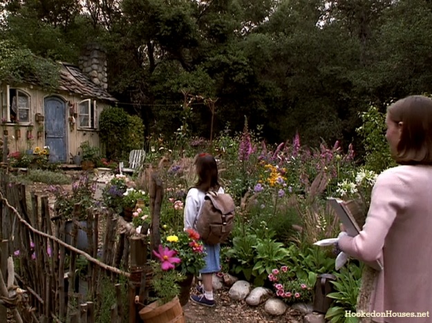 the cottage garden in front of Miss Honey\'s cottage in Matilda movie