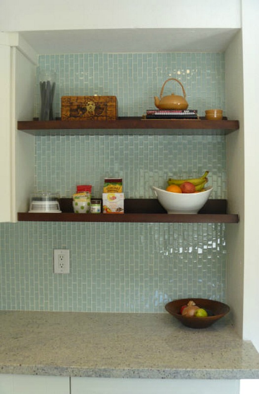 open kitchen shelves