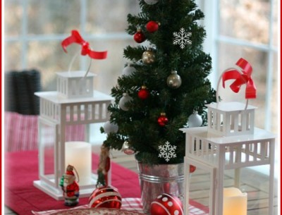 My House: Bringing Out the Red & White for Christmas