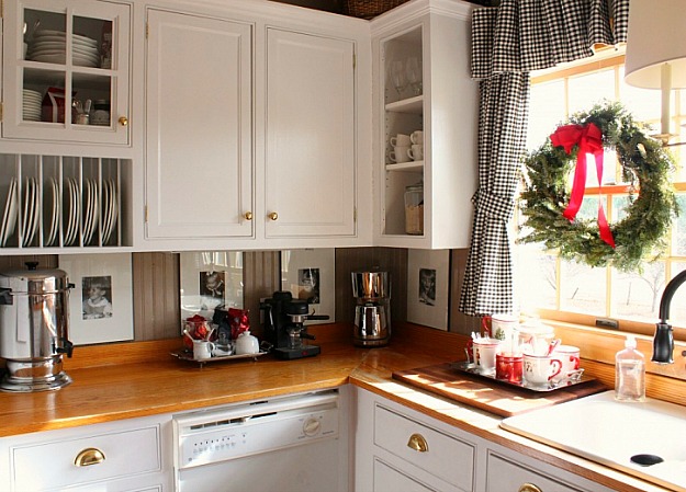 A kitchen decorated for Christmas