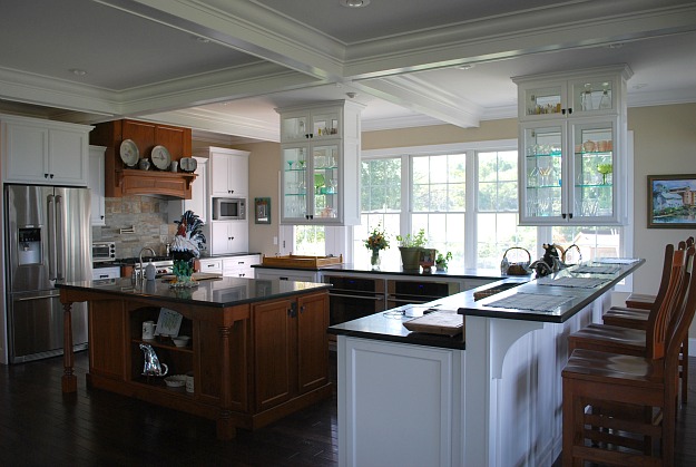 Amber's white and wood kitchen