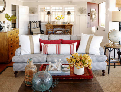 A Beach Cottage That’s Black and White and Red All Over