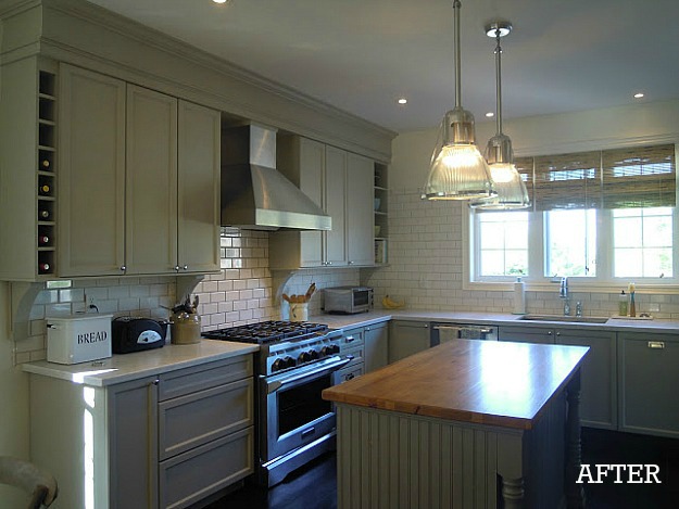 A Builder Basic Kitchen Goes Bedford Gray Hooked On Houses