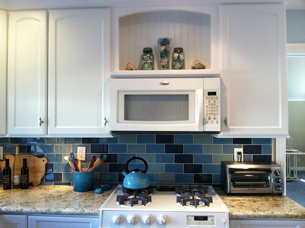 Lisa's kitchen with blue tile 2