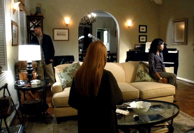 Olivia Pope's apartment on Scandal-living room 4