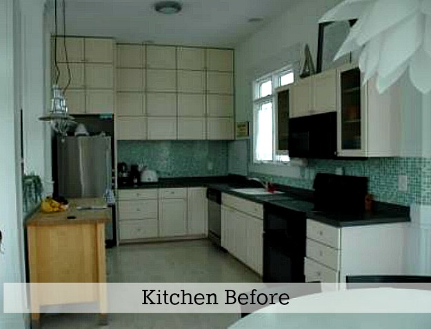 Rie's kitchen before reno