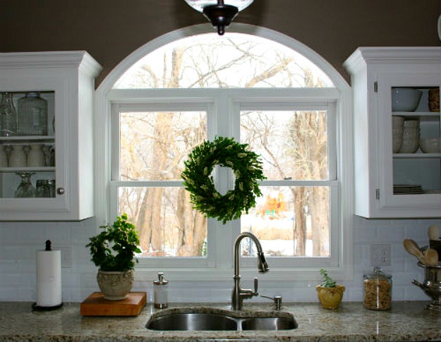 arch above kitchen sink