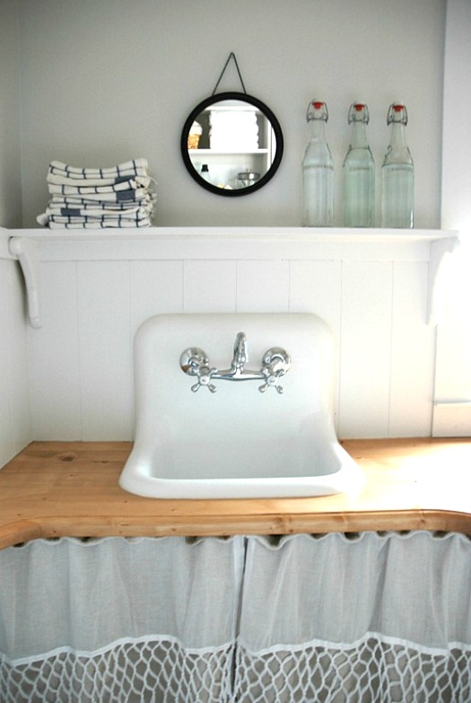 small sink in laundry room