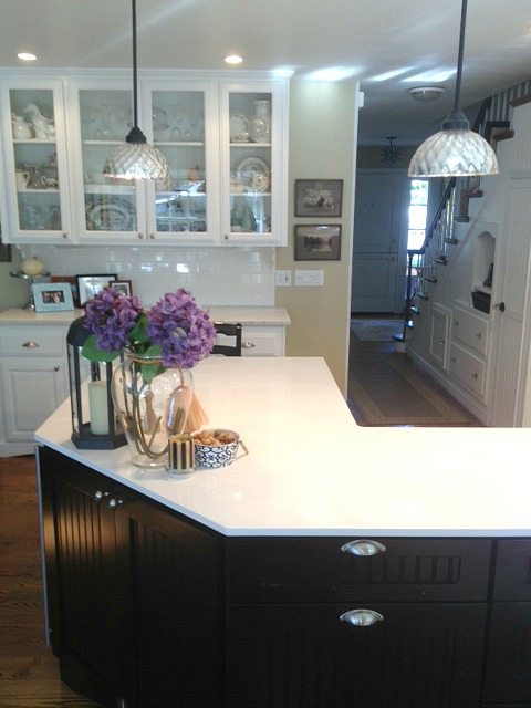 kitchen island painted black