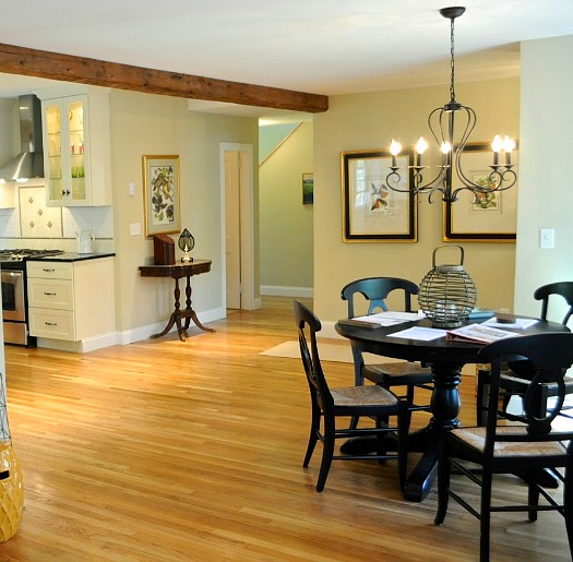 dining room area before remodel 2