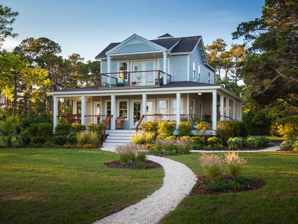 A Coastal Cottage Gets A Makeover On The Diy Network Hooked On