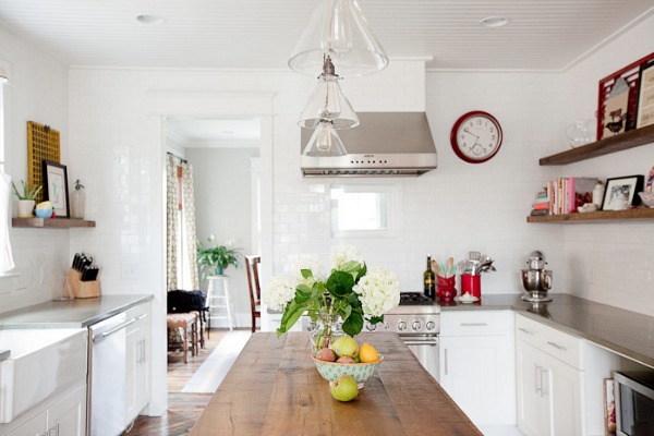 bungalow kitchen AFTER