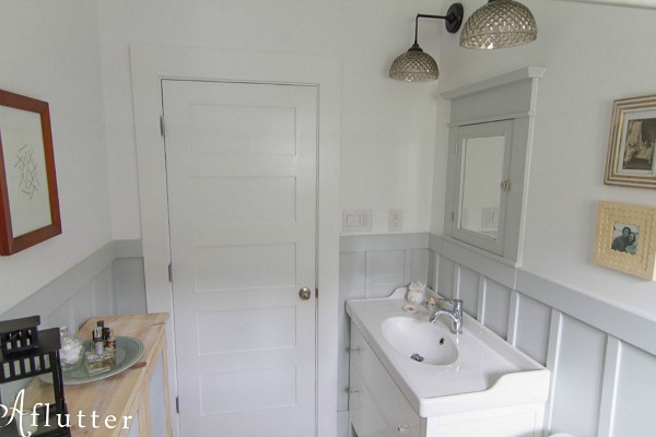 A Small Bungalow Bathroom Makeover Hooked On Houses