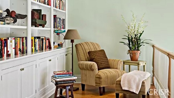 A living room filled with lots of furniture