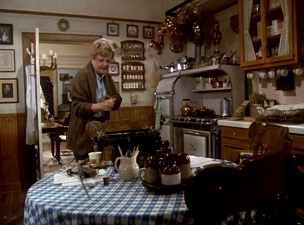 Angela Lansbury\'s kitchen in Murder She Wrote