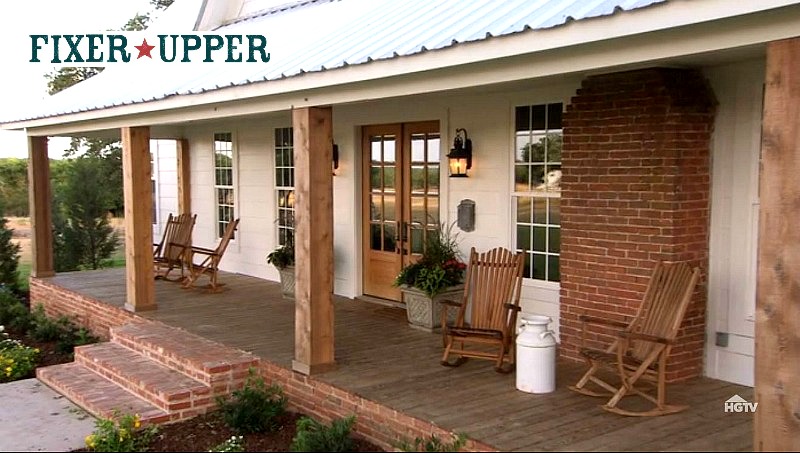 front porch of Chip and Joanna's farmhouse in Waco with Fixer Upper logo inset