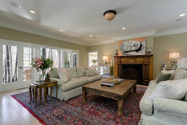 A living room filled with furniture and fireplace