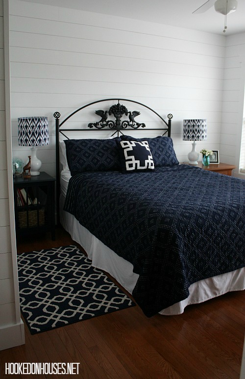 small bedroom decorated with navy and white | hookedonhouses.net