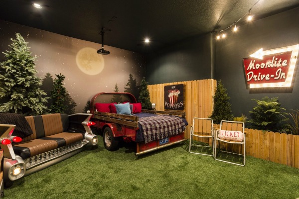 Decorating A Vacation Home With Creatively Themed Rooms