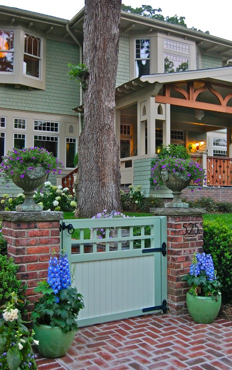 front gate outside American Foursquare house