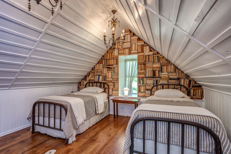 loft bedroom with two twin beds