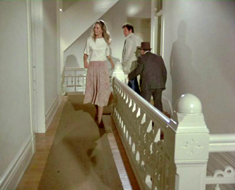 Lindsay Wagner on the upstairs landing of the house during tour