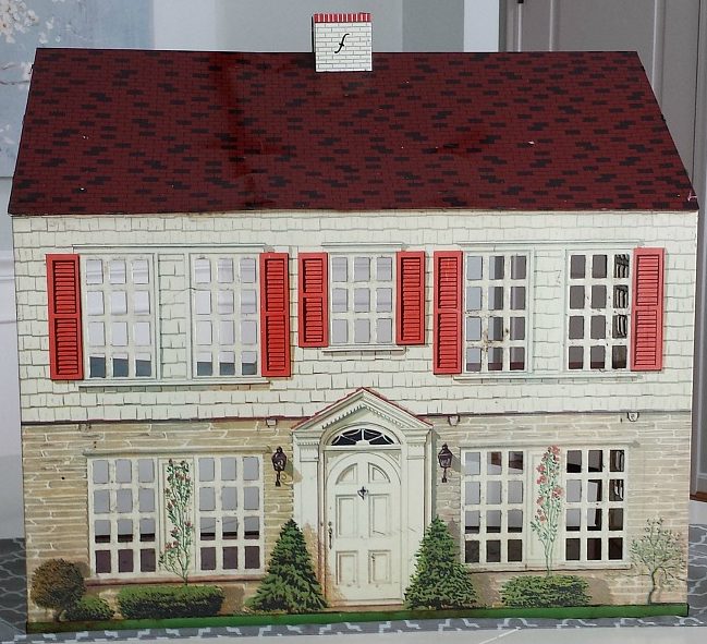 Pin By Karen Harley On Dollhouses Red Roof Antique Dollhouse Doll House