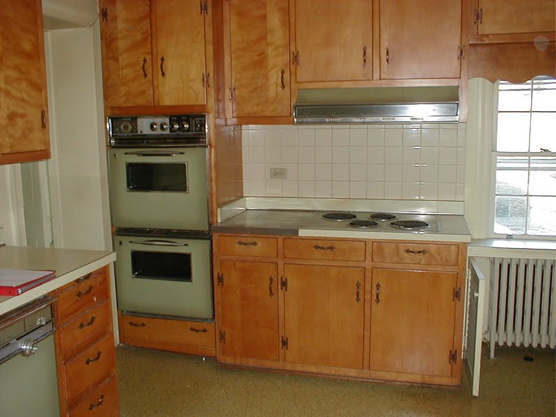 farmhouse kitchen before