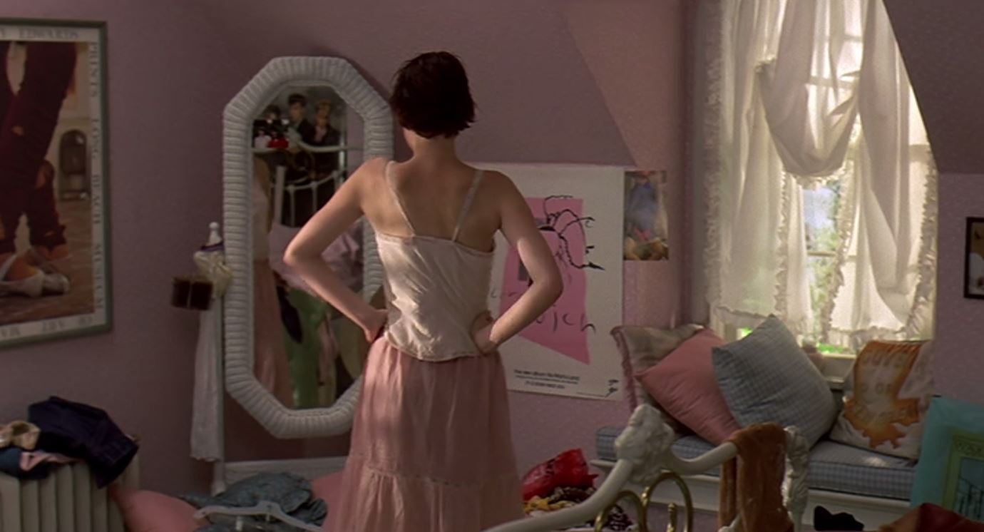 Molly Ringwald's Pink Bedroom Sixteen Candles