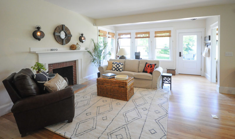 A living room with fireplace