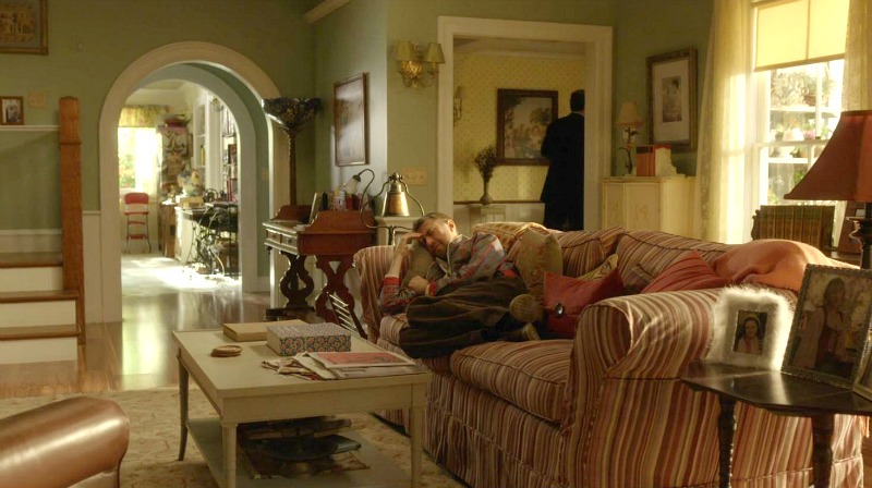 Lorelai's living room on Gilmore Girls