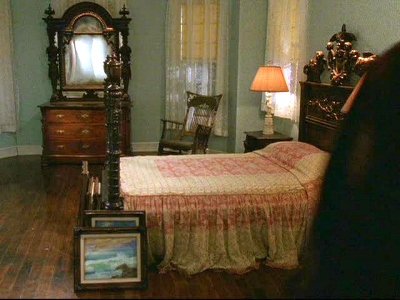 Lorelai\'s bedroom after the remodel with Luke\'s heirloom furniture