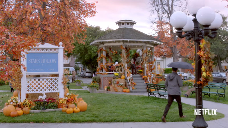 Gilmore Girls: Fun Facts and Photos from the Town of Stars Hollow