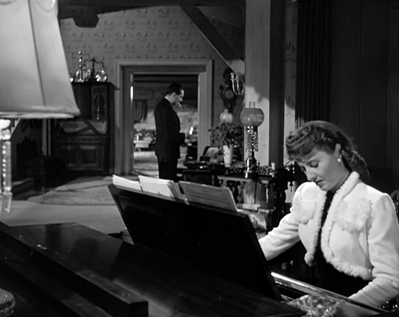 Elizabeth Lane at the piano