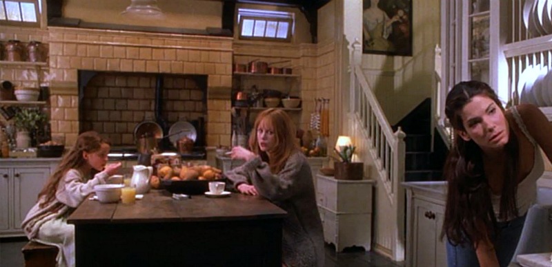 Owens kitchen in Practical Magic