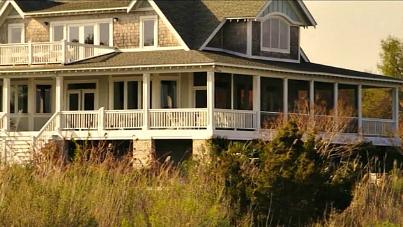 Emily Thorne's Beach House on Revenge