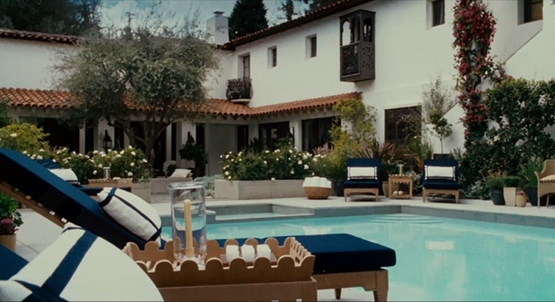 Amanda's house in The Holiday movie pool