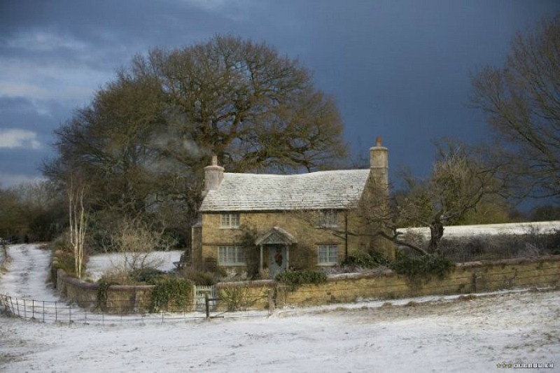 Kate Winslet's Rosehill-Cottage-in-the-movie-The-Holiday