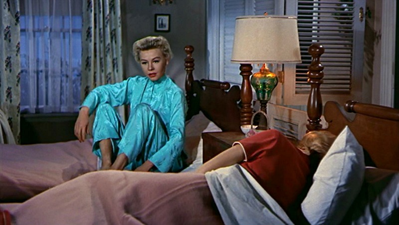 Vera-Ellen Rosemary Clooney White Christmas Guest Cabin