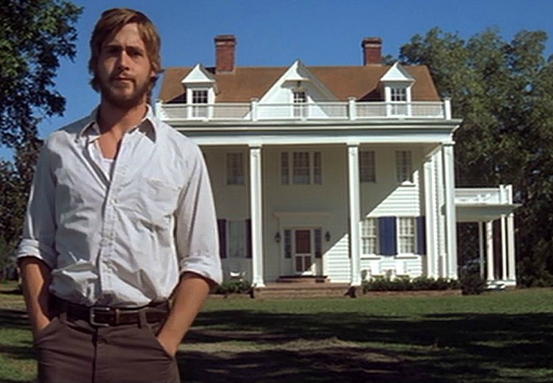 Ryan Gosling at Noah's renovated house The Notebook