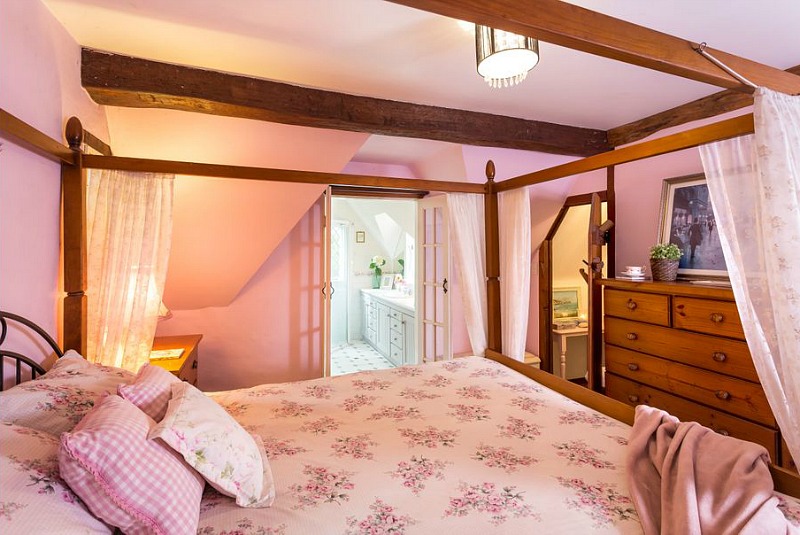 Fig Tree Cottage Bedroom