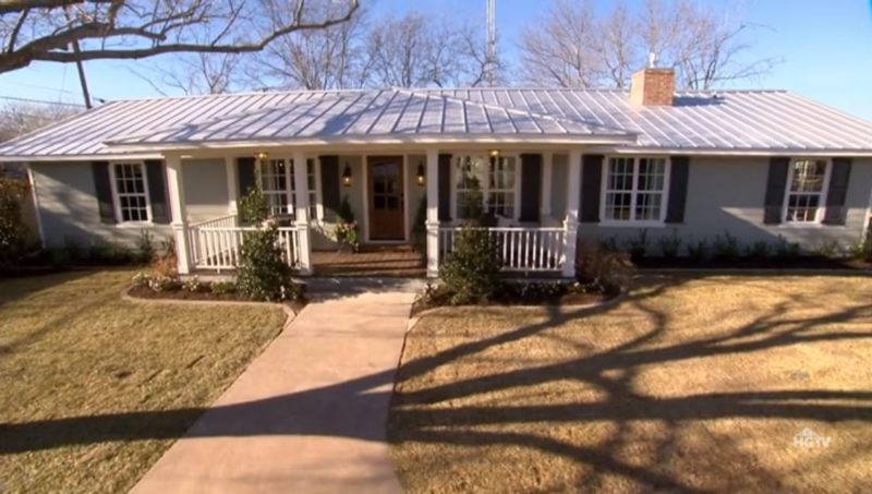 carriage house exterior reveal fixer upper