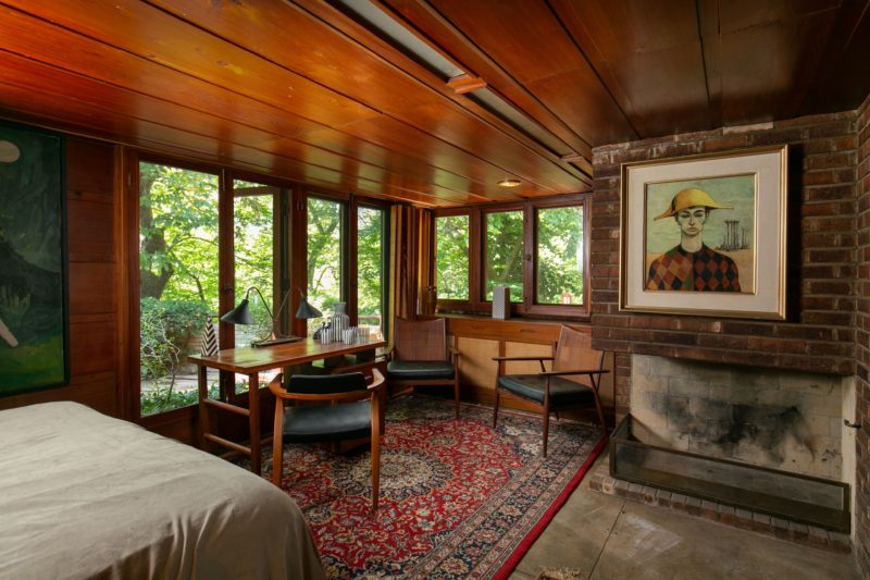 Desk and chair in Frank Lloyd Wright Sondern-Adler House bedroom