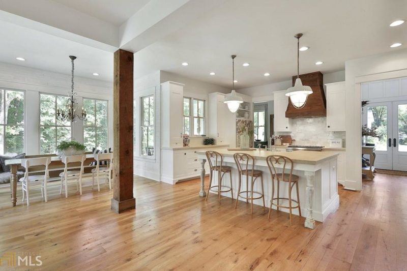 White farmhouse kitchen with large island