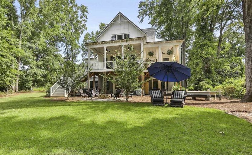 Back exterior of modern farmhouse in Georgia