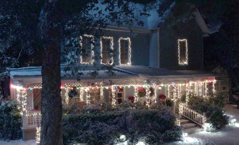 Lorelai's House Winter Gilmore Girls Year in the Life