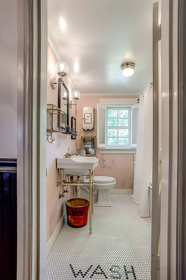 Pink bathroom in cottage