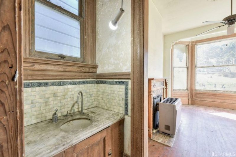 original sink with tile